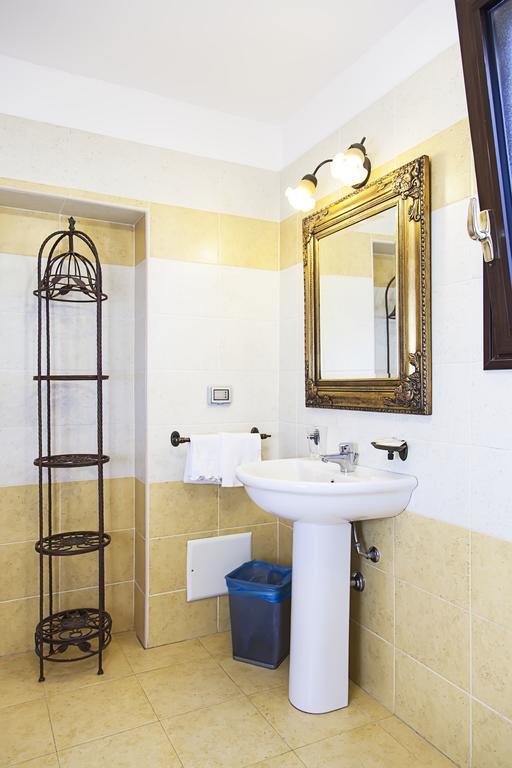 Antico Belvedere B&B Лечче Экстерьер фото