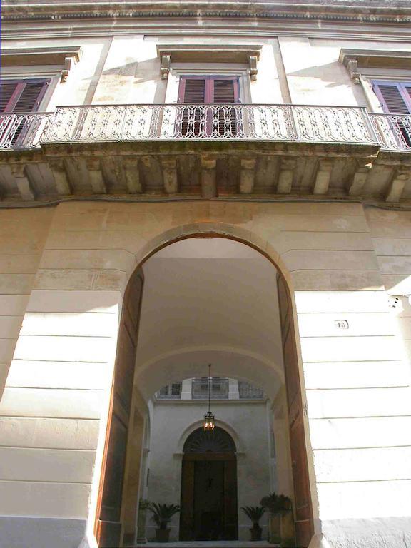 Antico Belvedere B&B Лечче Экстерьер фото